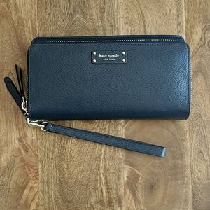 Kate Spade Wristlet/wallet